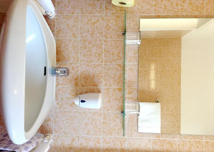 Konukevi Parkpension Billroth